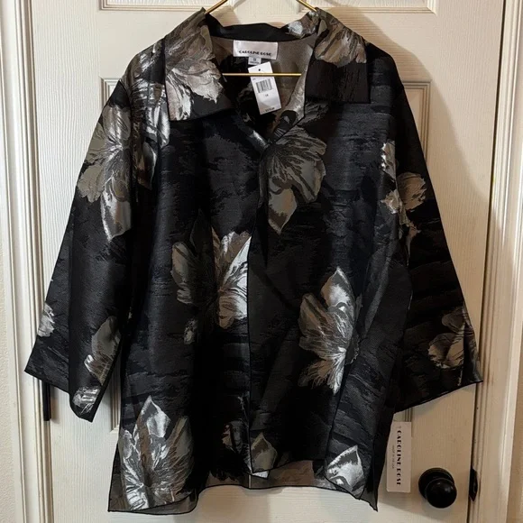 Elegant Black and Silver Floral Cardigan - Picture 1 of 6